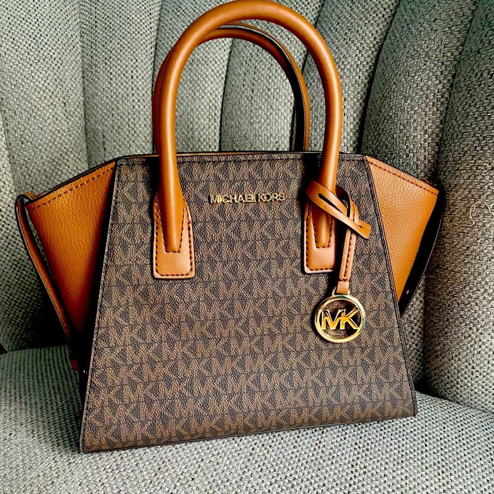 Michael Kors Avril Satchel Small